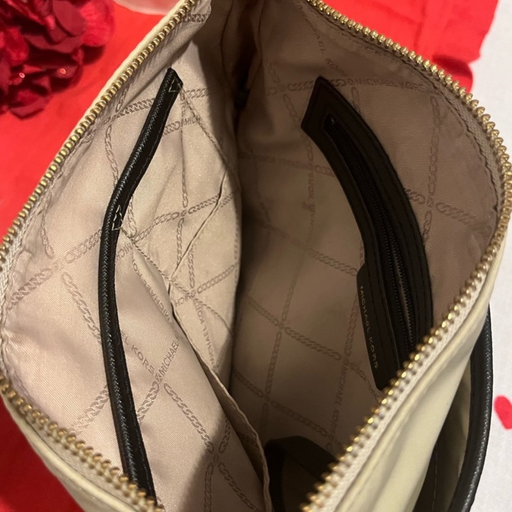 Michael Kors Connie north south large Crossbody bag nylon - Picture 14 of 14